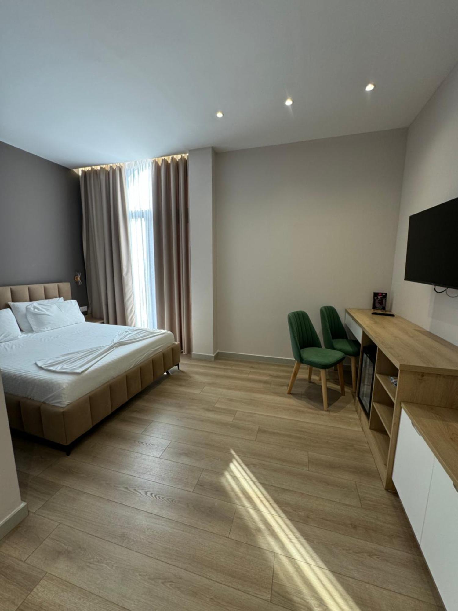 Hotel Panorama & Spa エルバサン エクステリア 写真