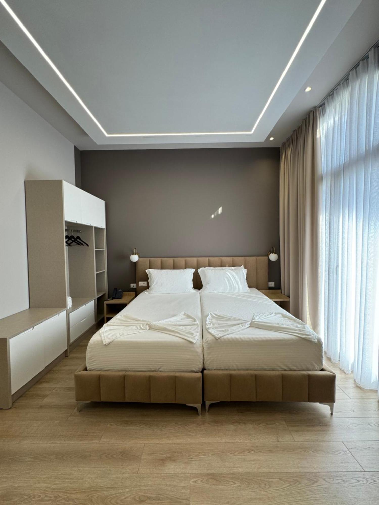 Hotel Panorama & Spa エルバサン エクステリア 写真