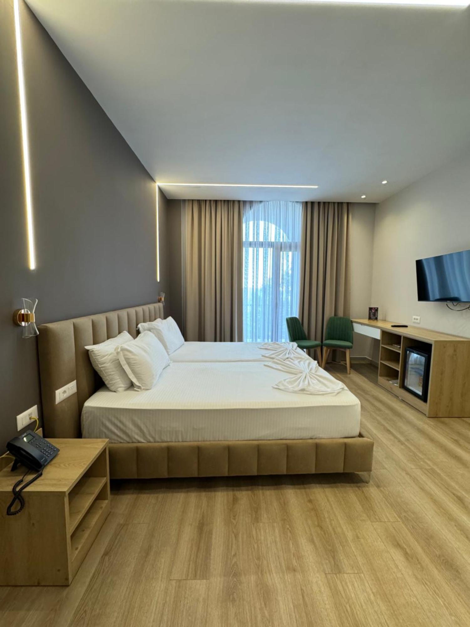 Hotel Panorama & Spa エルバサン エクステリア 写真