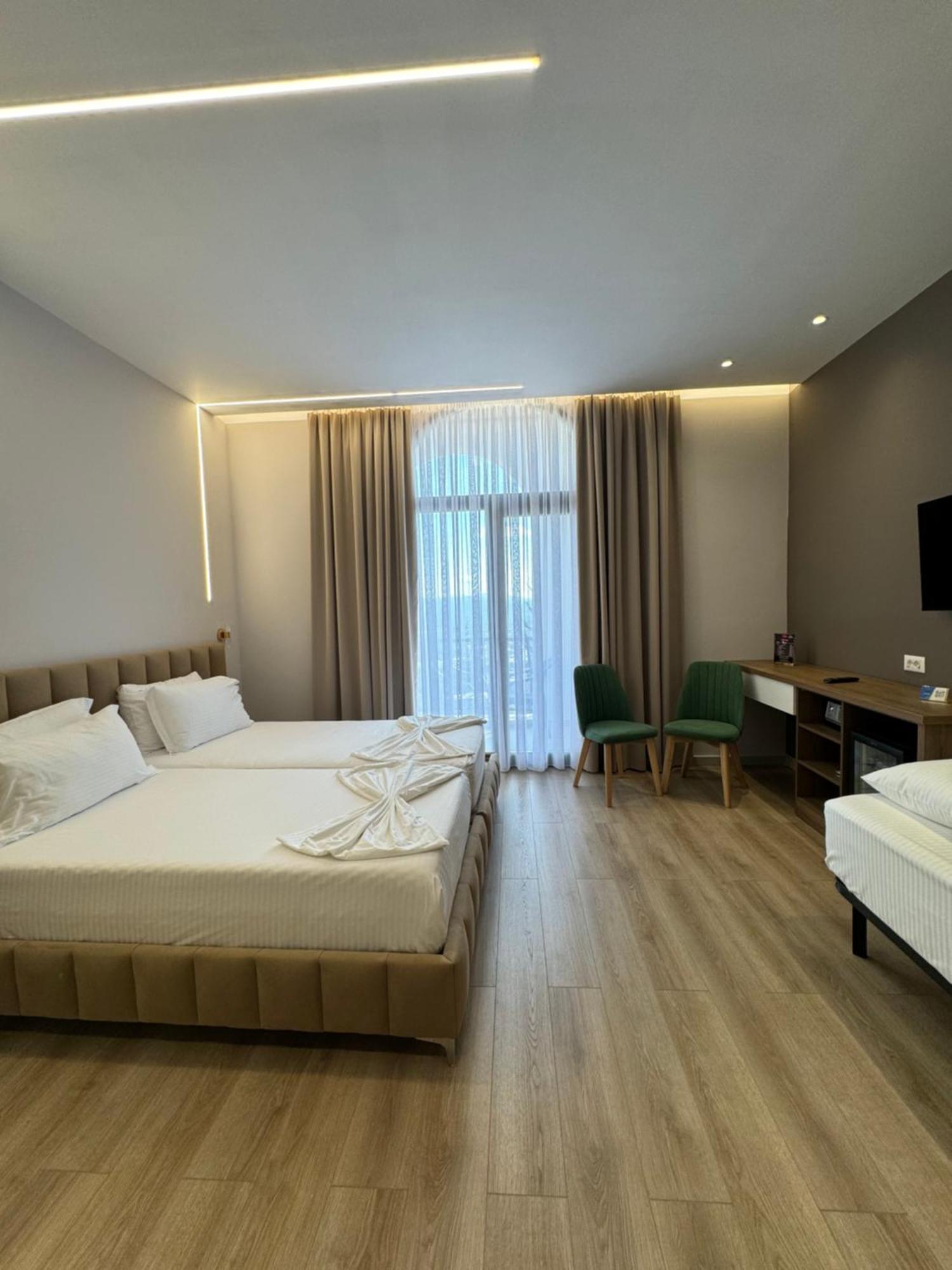 Hotel Panorama & Spa エルバサン エクステリア 写真
