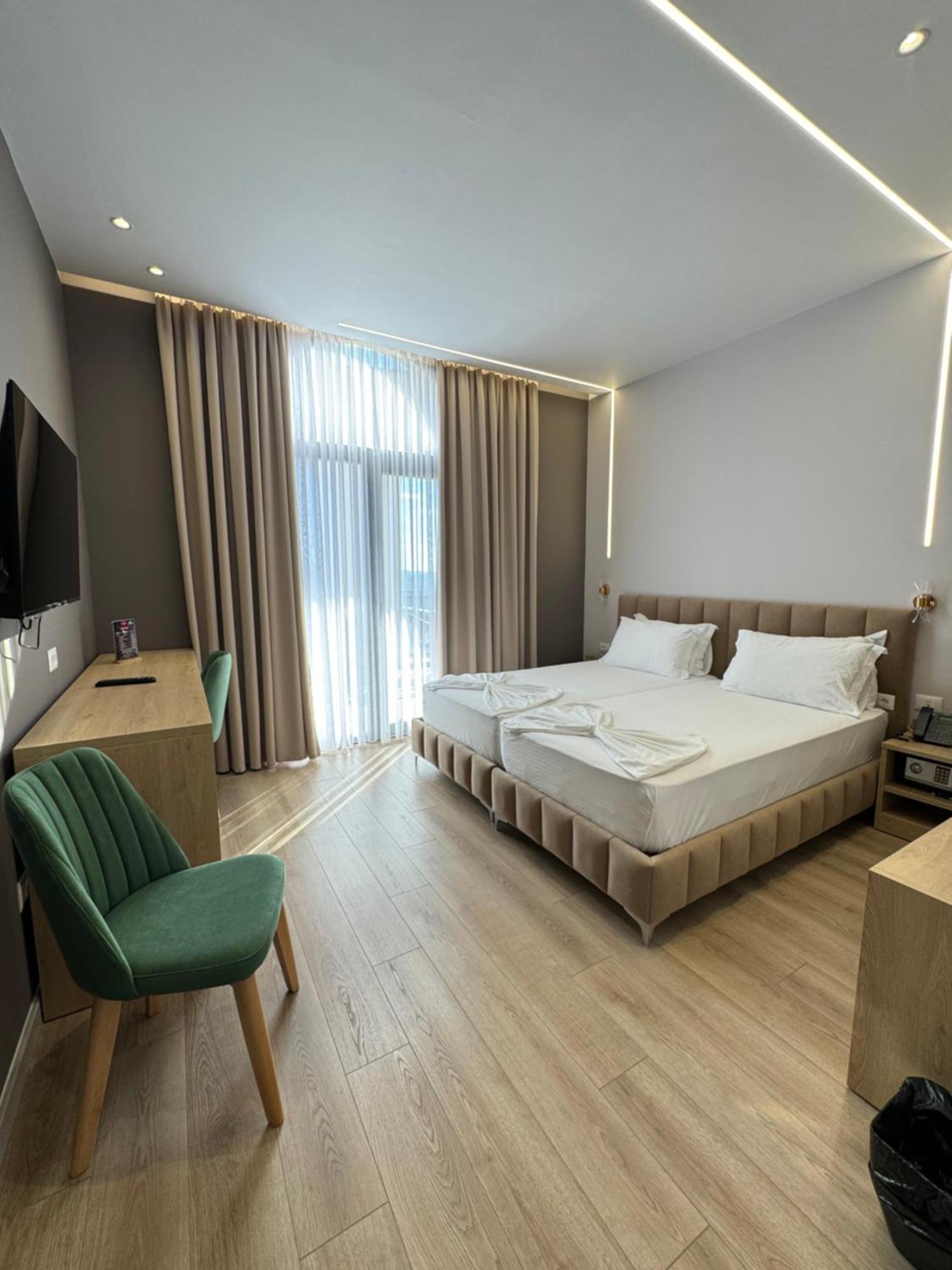 Hotel Panorama & Spa エルバサン エクステリア 写真