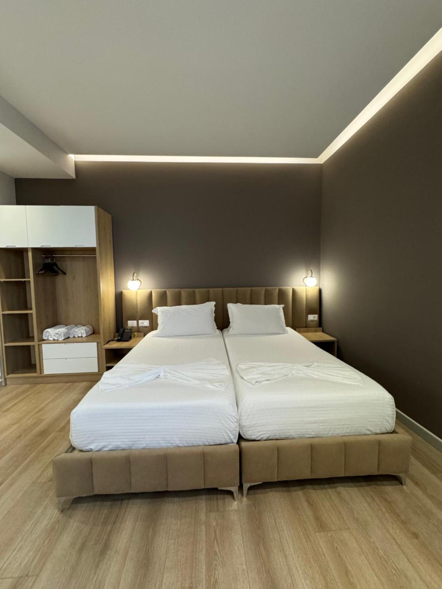 Hotel Panorama & Spa エルバサン エクステリア 写真
