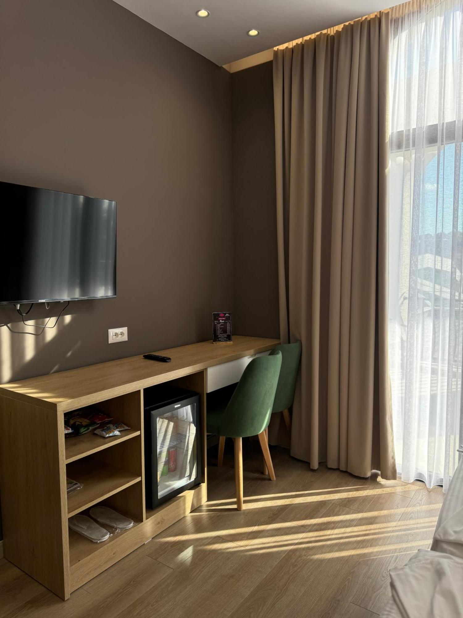 Hotel Panorama & Spa エルバサン エクステリア 写真