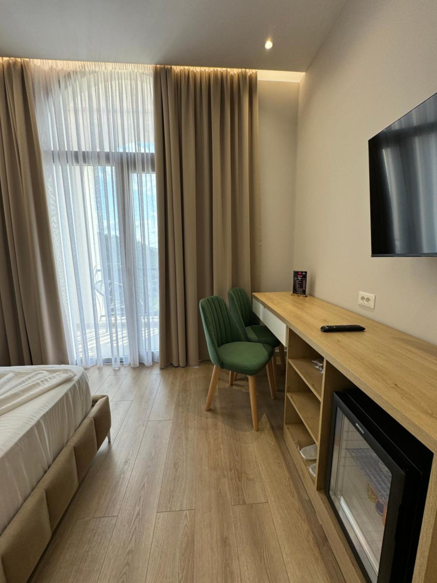 Hotel Panorama & Spa エルバサン エクステリア 写真